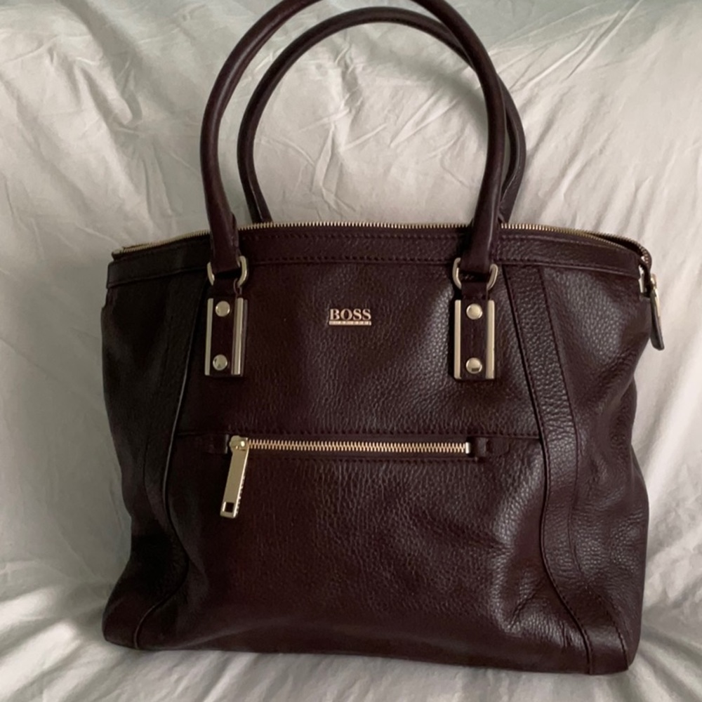 Hugo Boss pebbled leather handbag